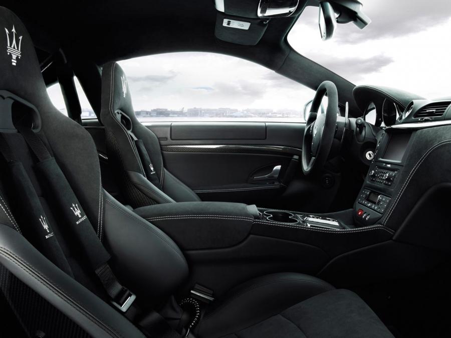  Maserati GranTurismo MC Stradale 2010 года  (фото 21 из 119)